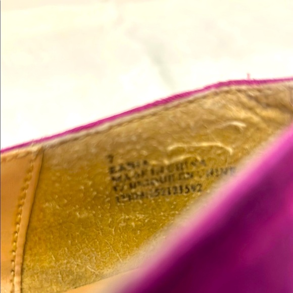 🔥3 for $12. Magenta High Heeled Pump with Stiletto Heel and Suede Material - Picture 2 of 6